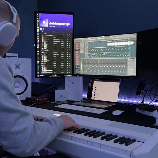 daniel.mp3 artist profile image