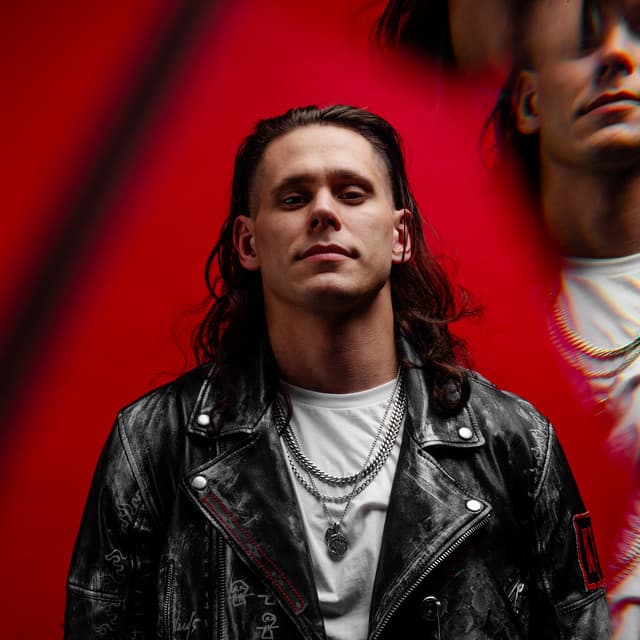 Sullivan King artist profile