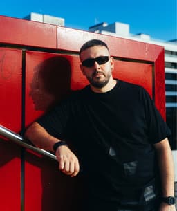 Marco Faraone's artist profile image