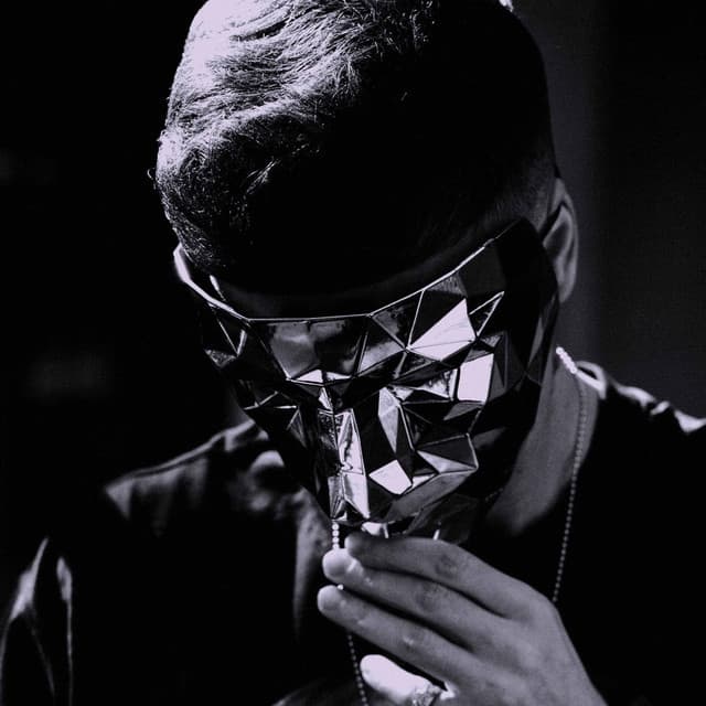 Zomby profile