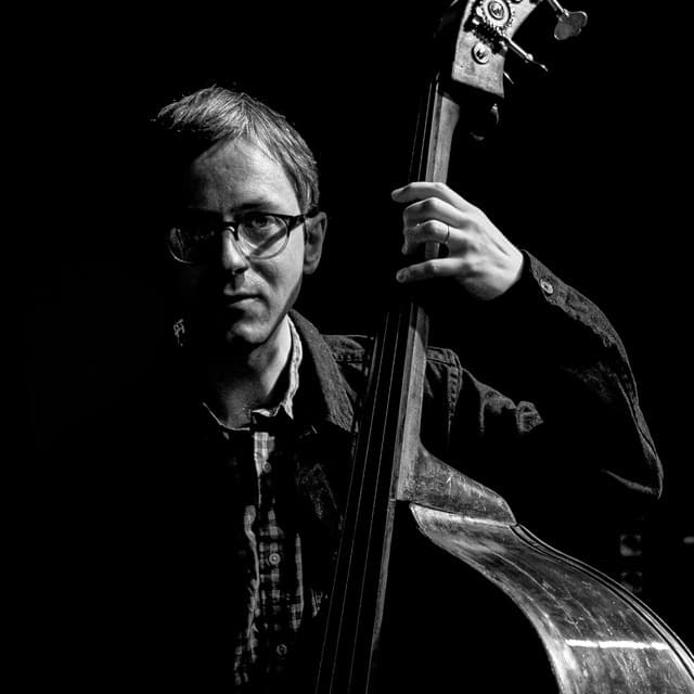 Thomas Morgan artist profile image