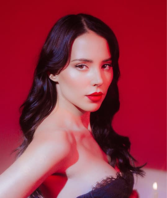 Majo Aguilar's artist profile image
