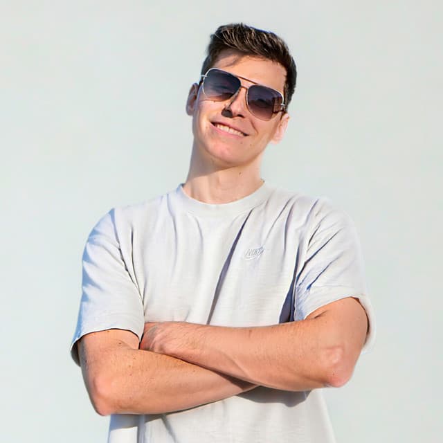 Justin Flieger artist profile image