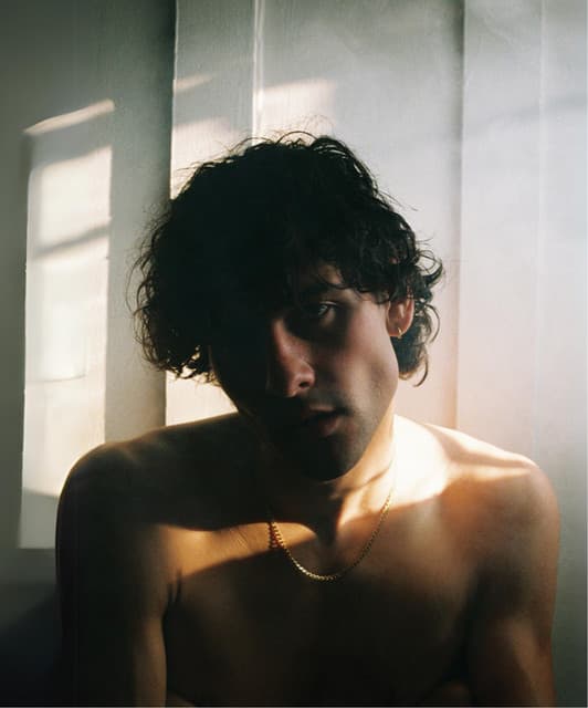 Noah Guy artist profile image