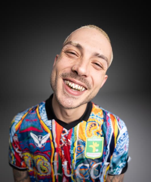 Chrissyjeey artist profile image