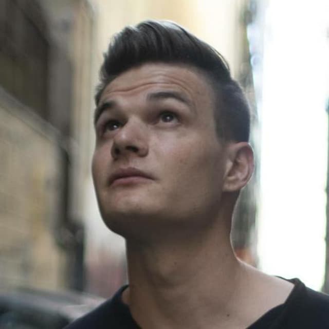 Paris Blohm artist profile image