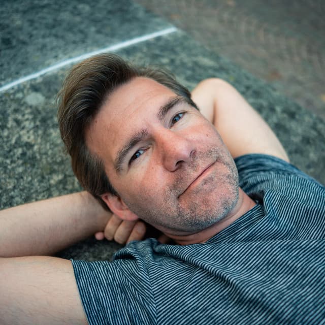 Gabriel Ananda artist profile image