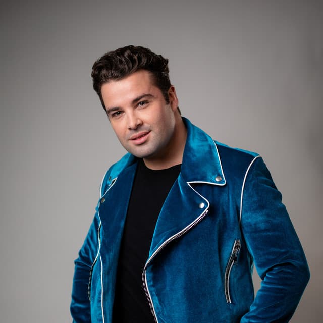 Joe McElderry artist profile