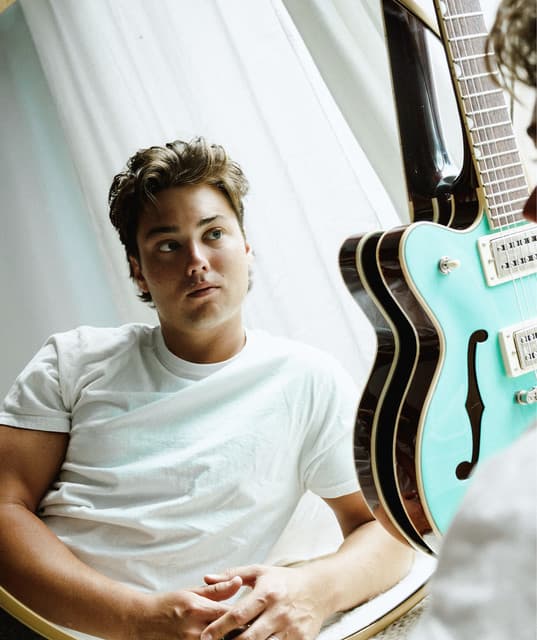 Kyle Schuesler artist profile