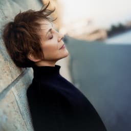 Stacey Kent's artist profile image