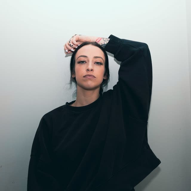 Anna Clendening's artist profile image