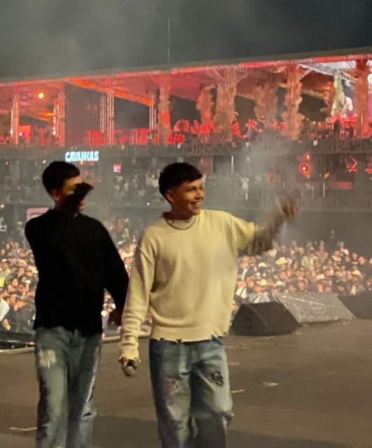 Brandon Reyes y Elvin artist profile image