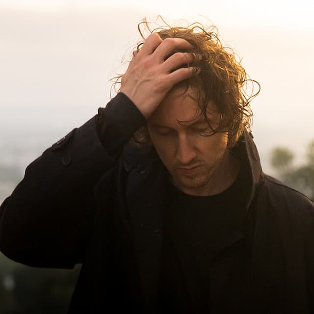 Dean Lewis's artist profile image