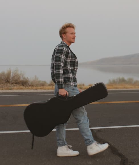 BRYSN artist profile image