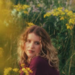 Hannah Grace's artist profile image