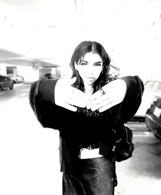okayceci artist profile image