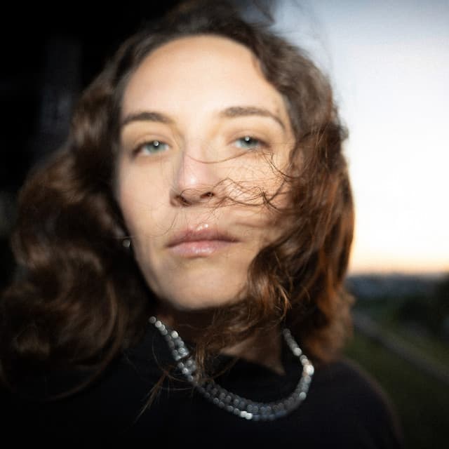 Cinder Well artist profile