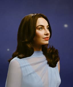 Stella Cole's artist profile image