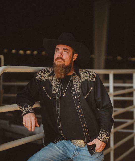 Whey Jennings artist profile image