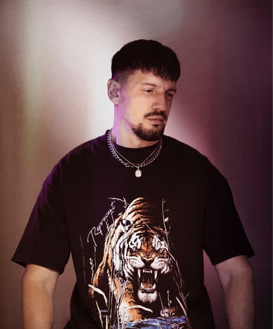 Sub Zero artist profile image