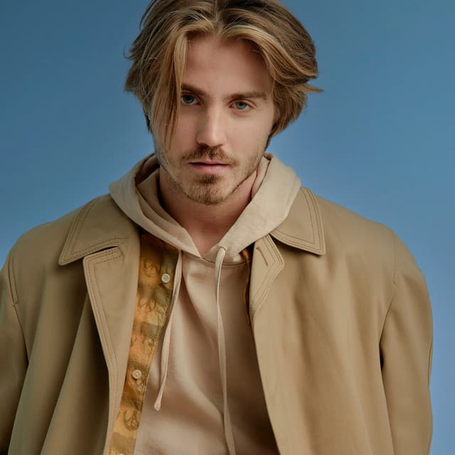 MAKSIM artist profile image