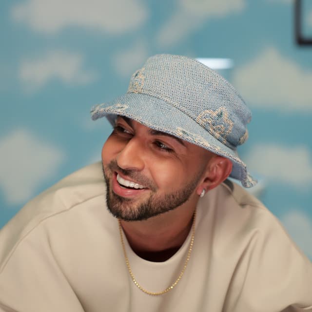 Justin Quiles artist profile image