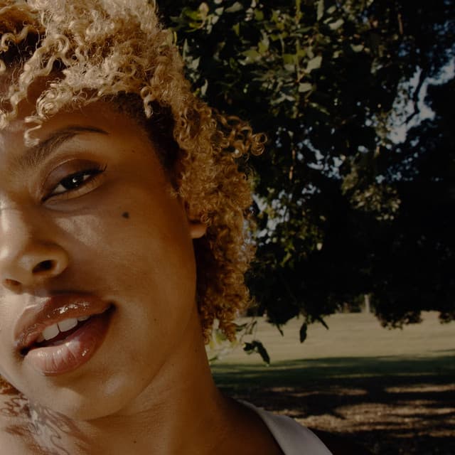 chlothegod artist profile image