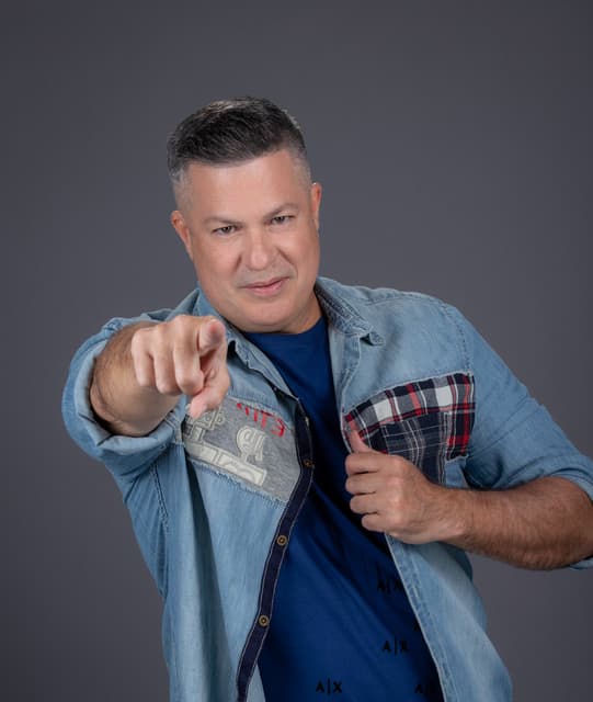 Edwin Rivera artist profile image