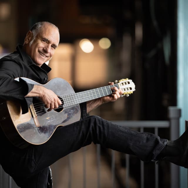 David Broza's artist profile image