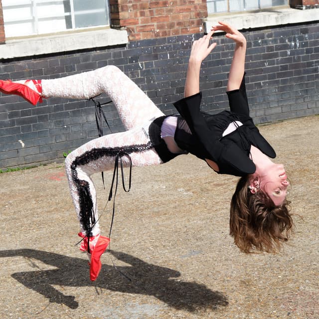Glasser's artist profile image