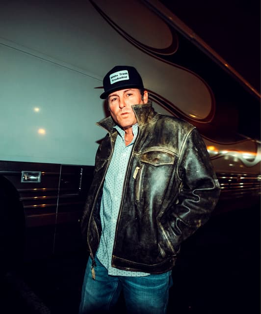 Casey Donahew's artist profile image