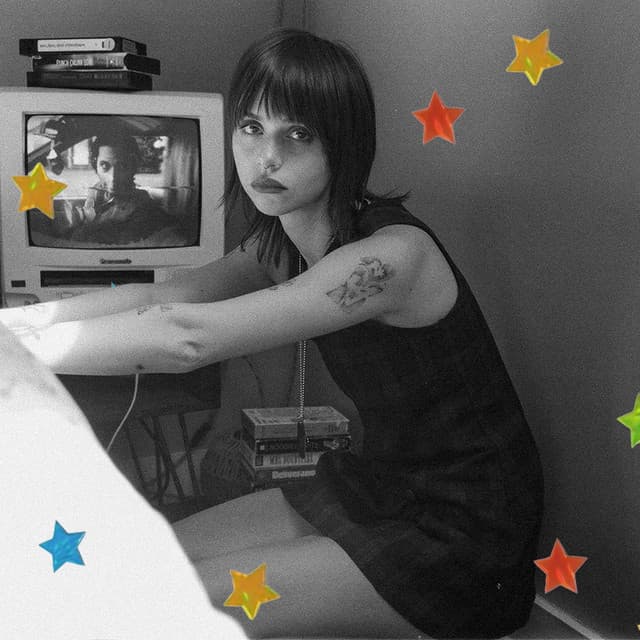 Lola Bllue artist profile image