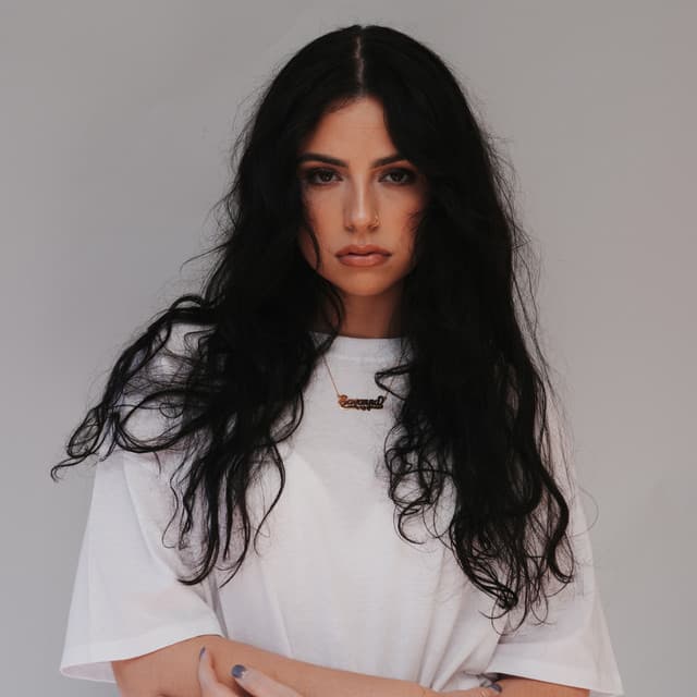 Savanna Leigh's artist profile image