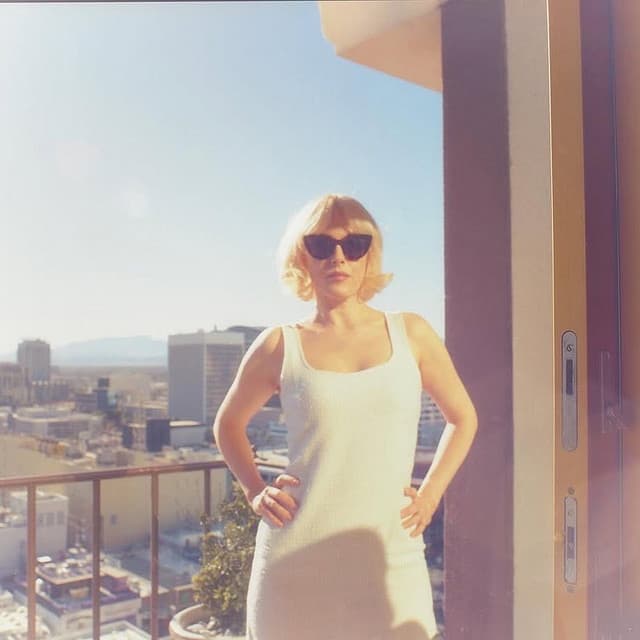 Gwenno's artist profile image