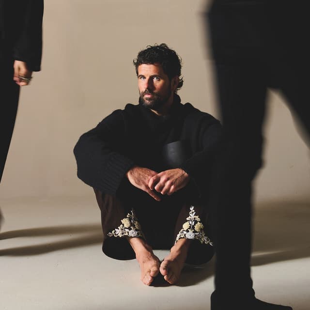 Nick Mulvey's artist profile image