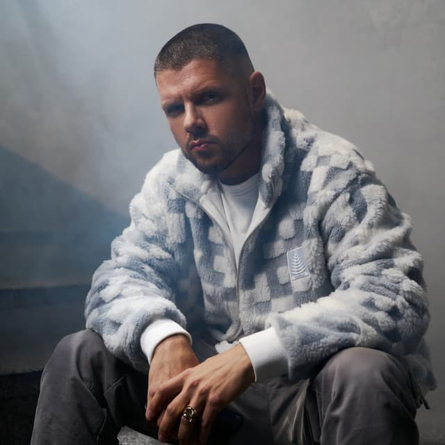 Kaz Bałagane artist profile image