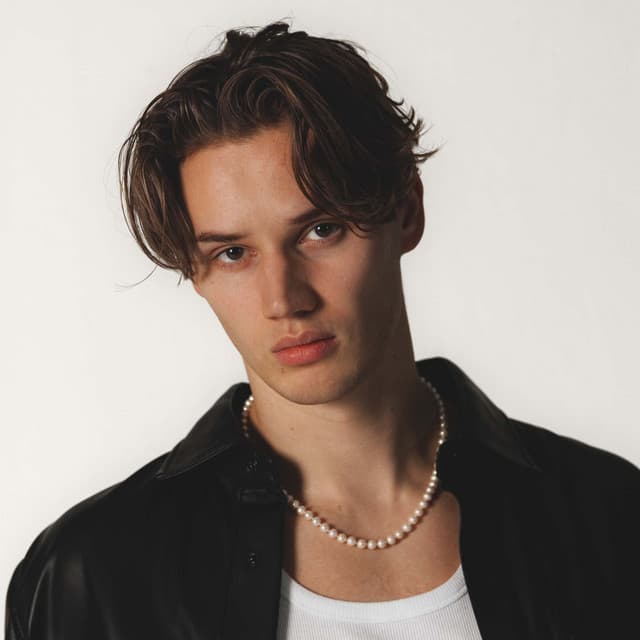 Maurice West artist profile image