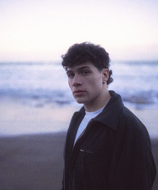 uni artist profile image