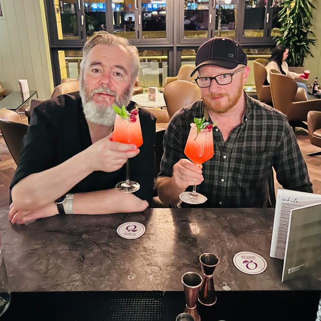 Arab Strap artist profile image