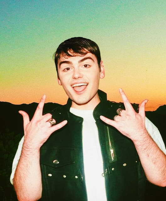 Nico Collins artist profile image