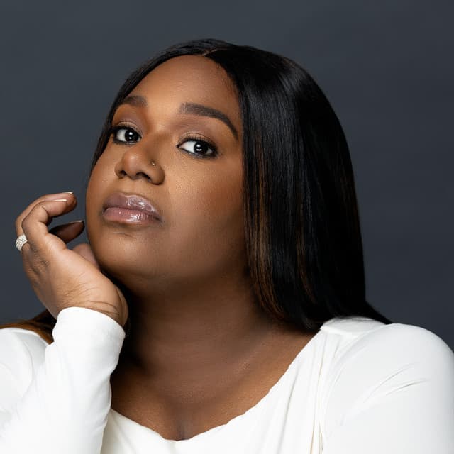 Naomi Raine's artist profile image