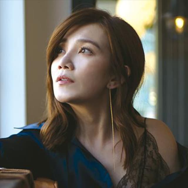 Fish Leong's artist profile image