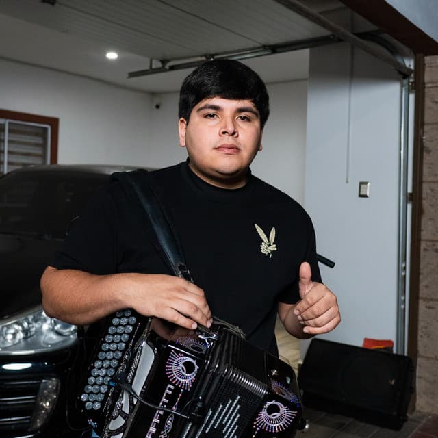 Clase Personal artist profile image