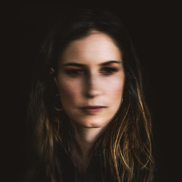 Missy Higgins artist profile image