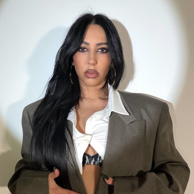 Renn Olympus artist profile image