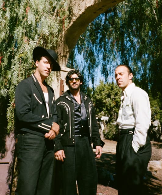 LA LOM artist profile