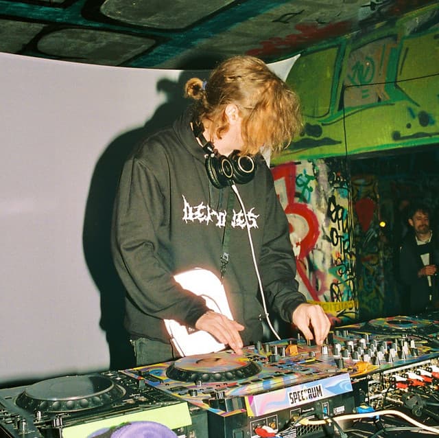 Low Poly artist profile image