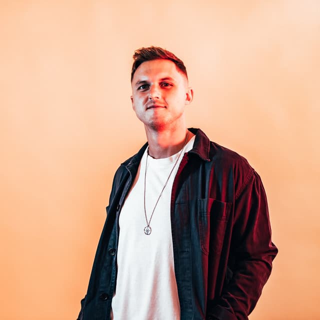 Boxer artist profile