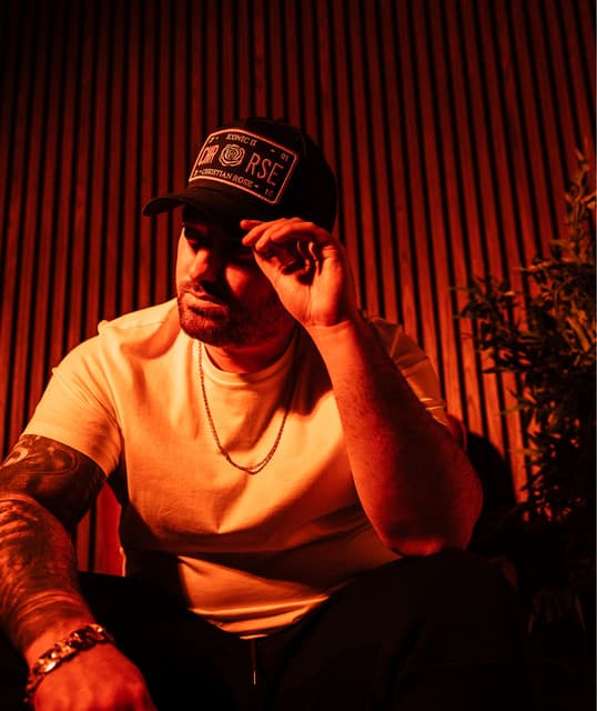 Macky Gee profile