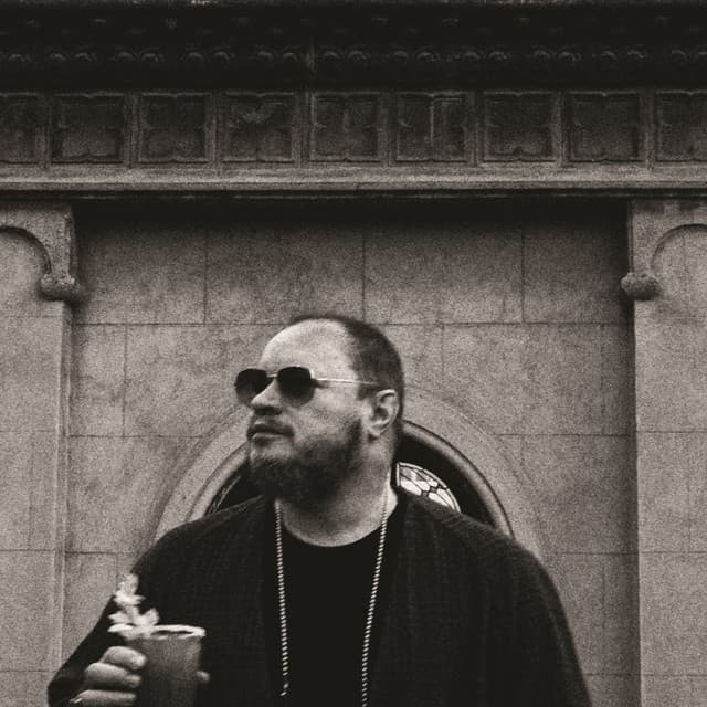 Leonel García artist profile image